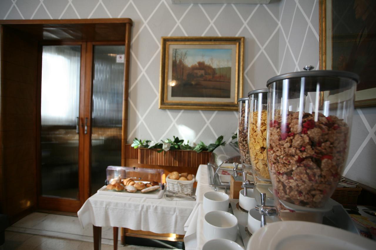 Hotel Il Sole Empoli Kültér fotó